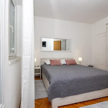 Maison d'hôtes Double Bedroom In Center Crikvenica