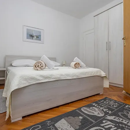 Double Bedroom In Center בית הארחה קריקווניצה