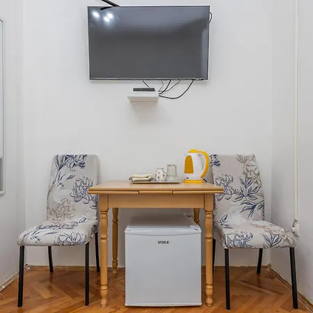 Double Bedroom In Center 3*