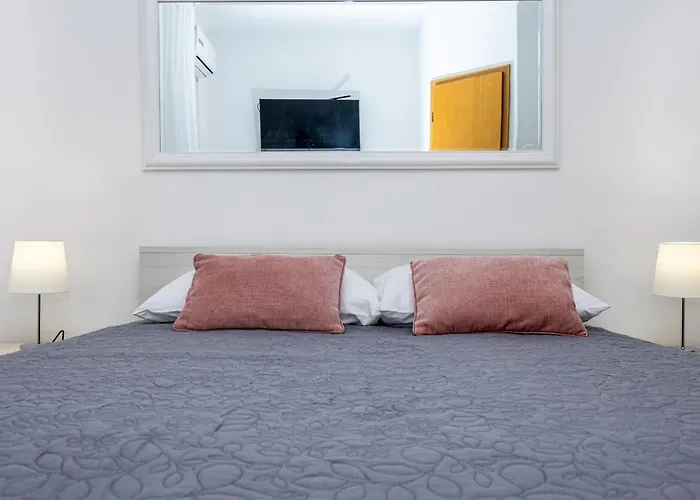 Double Bedroom In Center 3*